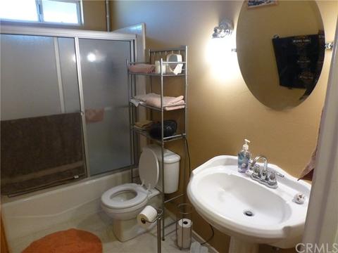 129 Fortuna St, Yucca Valley, CA 92284 photo 9