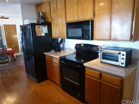129 Fortuna St, Yucca Valley, CA 92284 photo 5