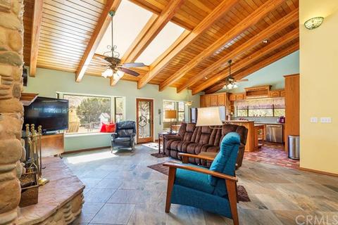 8998 Balsa Ave, Yucca Valley, CA 92284 photo 4