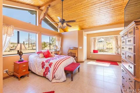 8998 Balsa Ave, Yucca Valley, CA 92284 photo 16