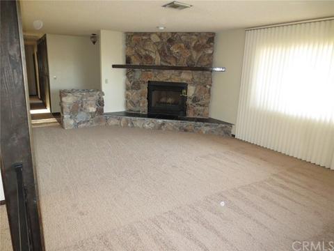 57061 Farrelo Rd, Yucca Valley, CA 92284 photo 6