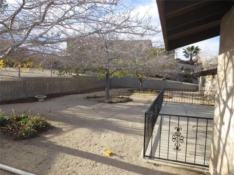 57061 Farrelo Rd, Yucca Valley, CA 92284 photo 21