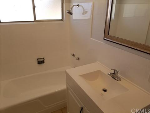 8334 Palomar Ave, Yucca Valley, CA 92284 photo 8