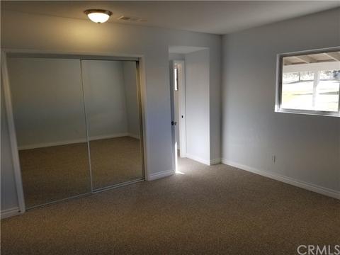 8334 Palomar Ave, Yucca Valley, CA 92284 photo 11