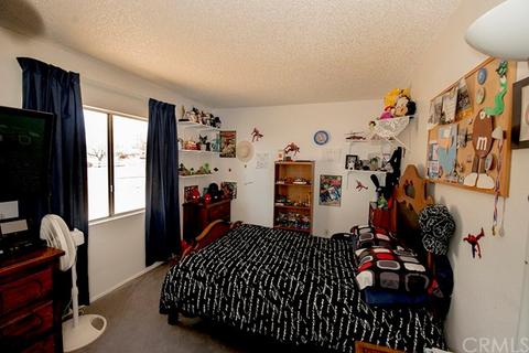 7718 Palm Ave, Yucca Valley, CA 92284 photo 17
