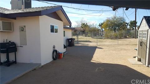 58636 Sun Via Dr, Yucca Valley, CA 92284 photo 31