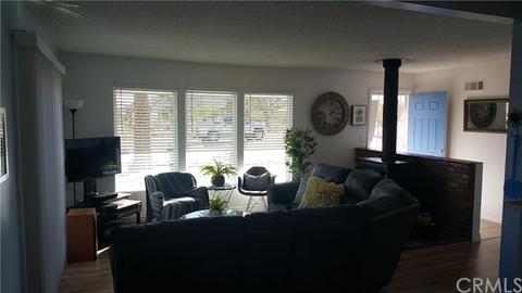 58636 Sun Via Dr, Yucca Valley, CA 92284 photo 5