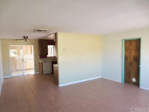 56243 Onaga, Yucca Valley, CA 92284 photo 3