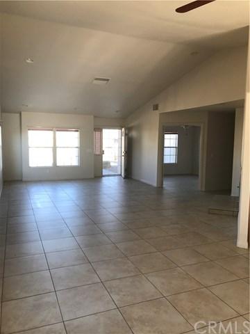 8621 Bolero Dr, Yucca Valley, CA 92284 photo 5