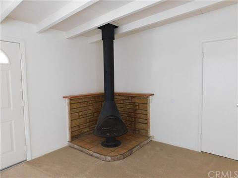 7472 Elata Ave, Yucca Valley, CA 92284 photo 3
