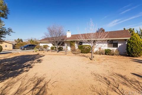 7577 Joshua View Dr, Yucca Valley, CA 92284 photo 2