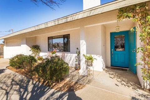 7577 Joshua View Dr, Yucca Valley, CA 92284 photo 4