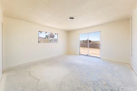7606 Victoria Ave, Yucca Valley, CA 92284 photo 22