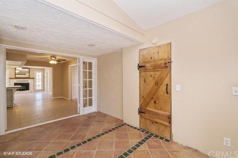 6316 Marvin Dr, Yucca Valley, CA 92284 photo 5