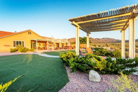 8686 Dumosa Ave, Yucca Valley, CA 92284 photo 52