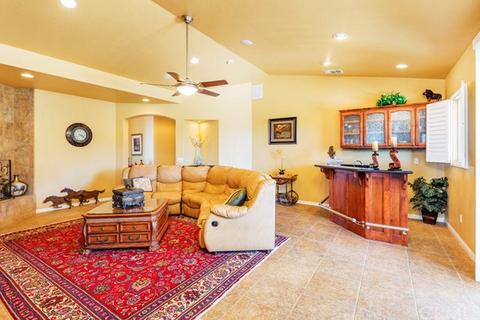 8686 Dumosa Ave, Yucca Valley, CA 92284 photo 28