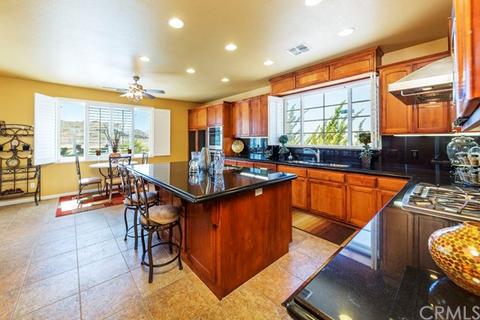 8686 Dumosa Ave, Yucca Valley, CA 92284 photo 19