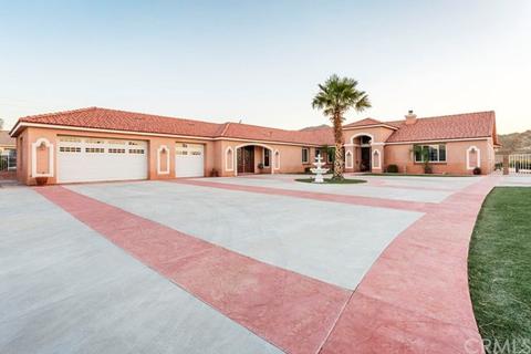 8686 Dumosa Ave, Yucca Valley, CA 92284 photo 1
