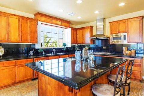 8686 Dumosa Ave, Yucca Valley, CA 92284 photo 24