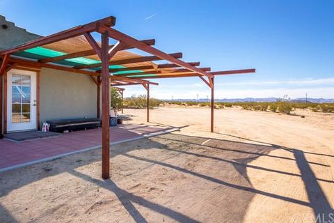 586 Mockingbird Ln, Joshua Tree, CA 92252 photo 24