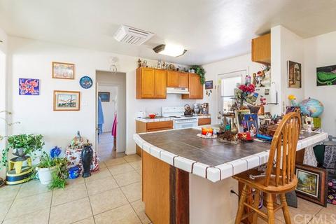 586 Mockingbird Ln, Joshua Tree, CA 92252 photo 10