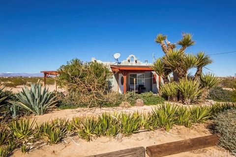 586 Mockingbird Ln, Joshua Tree, CA 92252 photo 4