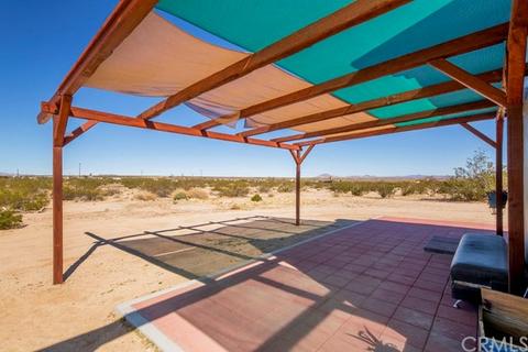 586 Mockingbird Ln, Joshua Tree, CA 92252 photo 26