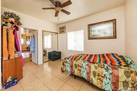 586 Mockingbird Ln, Joshua Tree, CA 92252 photo 15