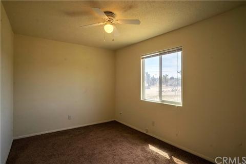 6870 Avalon Ave, Yucca Valley, CA 92284 photo 8