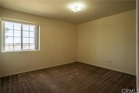 6870 Avalon Ave, Yucca Valley, CA 92284 photo 14