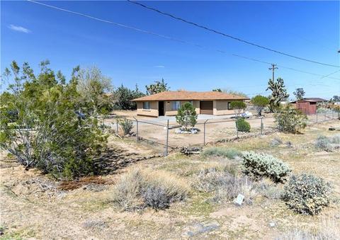 4647 Camarilla Ave, Yucca Valley, CA 92284 photo 1