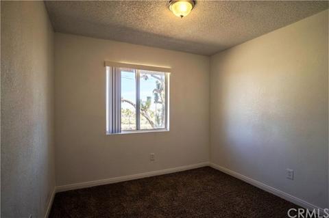 4647 Camarilla Ave, Yucca Valley, CA 92284 photo 11