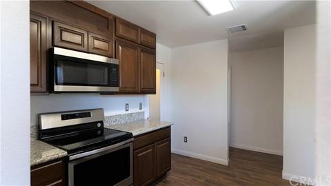 4647 Camarilla Ave, Yucca Valley, CA 92284 photo 5