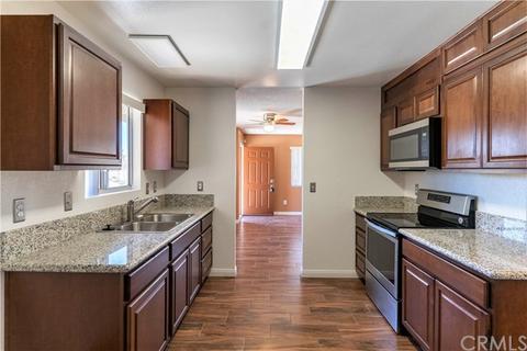 4647 Camarilla Ave, Yucca Valley, CA 92284 photo 4