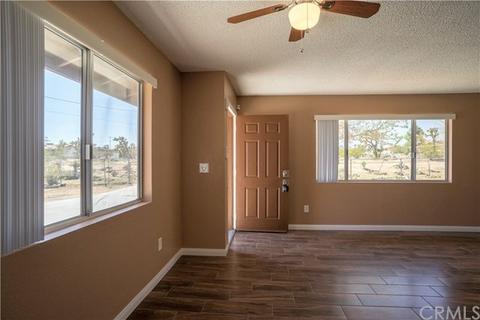 4647 Camarilla Ave, Yucca Valley, CA 92284 photo 9