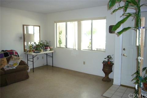 7737 Barberry Ave, Yucca Valley, CA 92284 photo 5