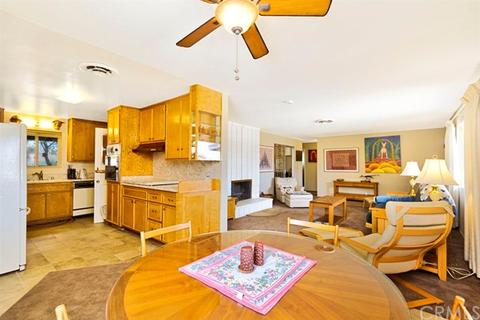 7380 Avalon Ave, Yucca Valley, CA 92284 photo 2