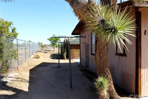 58610 Mesa Dr, Yucca Valley, CA 92284 photo 4