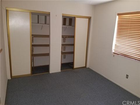 7077 Tamarisk Ave, Yucca Valley, CA 92284 photo 9
