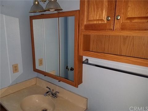 7077 Tamarisk Ave, Yucca Valley, CA 92284 photo 14