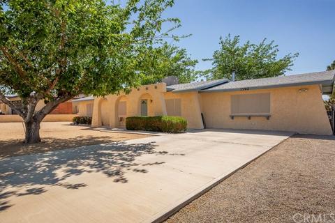 7592 Balsa Ave, Yucca Valley, CA 92284 photo 3