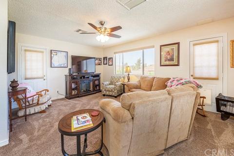 7592 Balsa Ave, Yucca Valley, CA 92284 photo 16