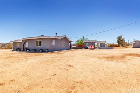 58355 Winters Rd, Yucca Valley, CA 92284 photo 2