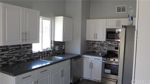 6280 Indio Ave, Yucca Valley, CA 92284 photo 3