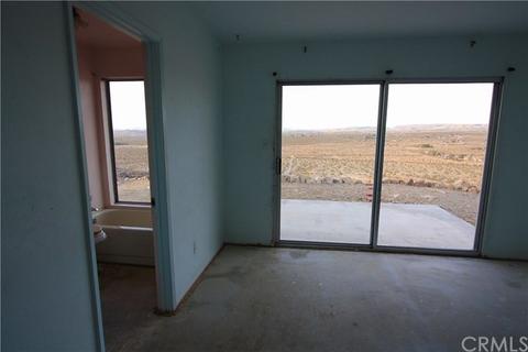 57054 Richardson Dr, Landers, CA 92285 photo 24
