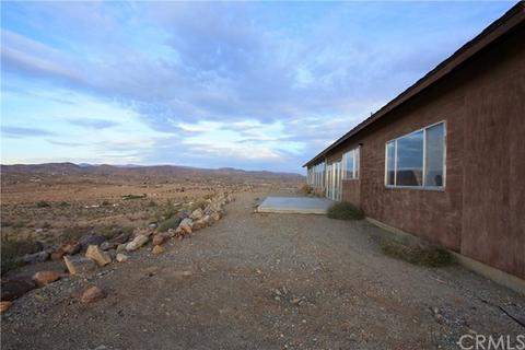57054 Richardson Dr, Landers, CA 92285 photo 6