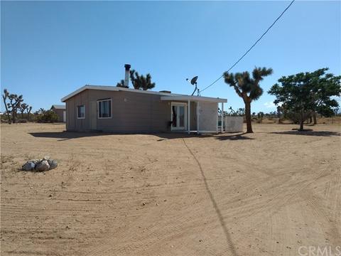 3388 Paradise View Rd, Yucca Valley, CA 92284 photo 1