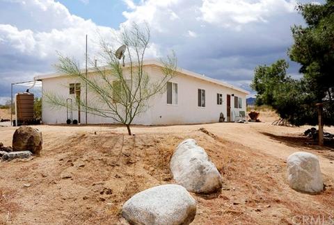 56347 Shannon Rd, Landers, CA 92285 photo 3