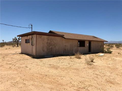 60121 Applegate Way, Landers, CA 92285 photo 1