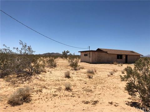 60121 Applegate Way, Landers, CA 92285 photo 15